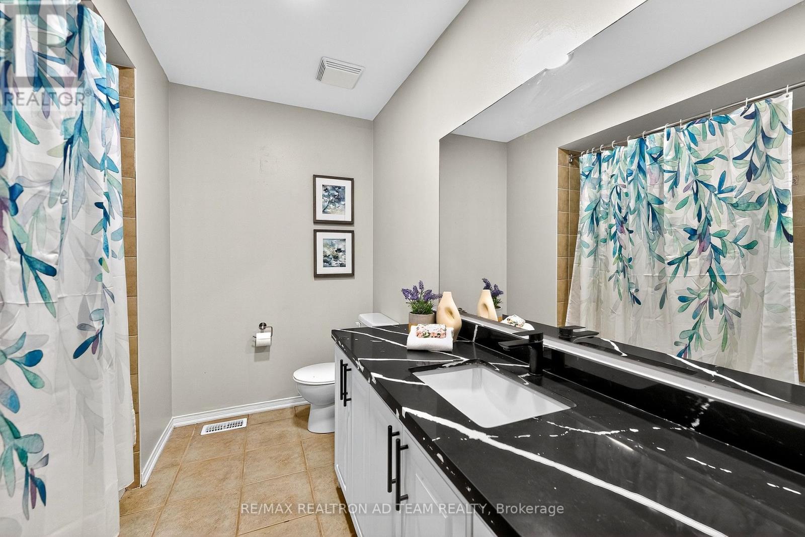 13 Carpendale Crescent, Ajax (Northeast Ajax), Ontario  L1Z 2B6 - Photo 24 - E12476075