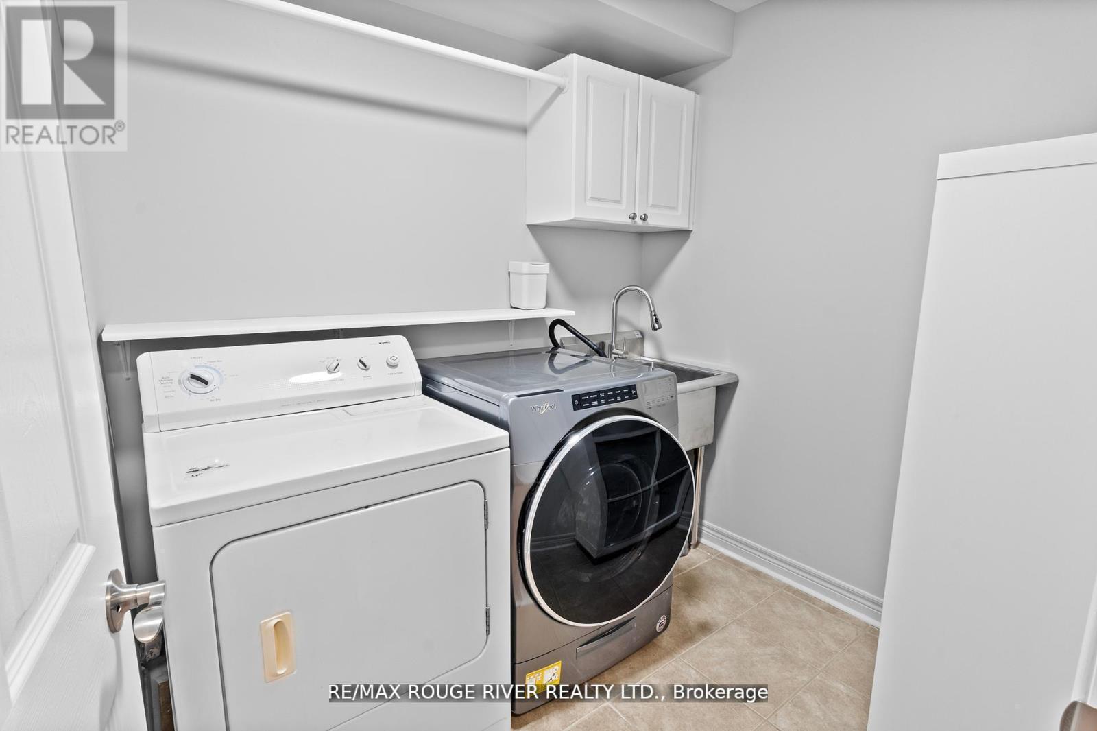 11 Maple Edge Lane, Whitby (Williamsburg), Ontario  L1R 2M9 - Photo 35 - E12476098