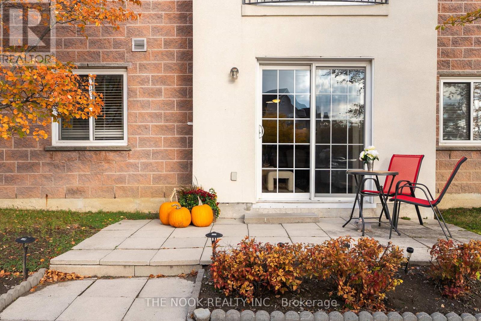 104 - 83 Aspen Springs Drive, Clarington, Ontario  L1C 5J7 - Photo 2 - E12476215