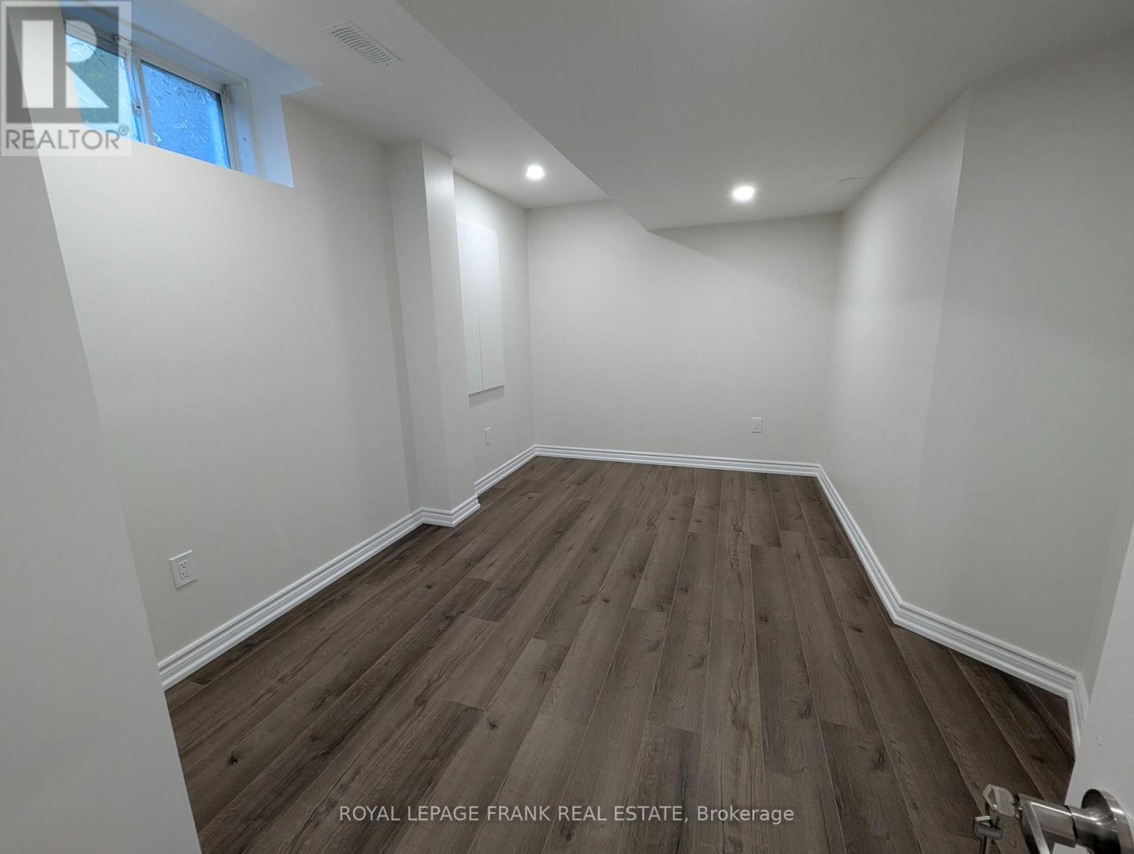 Bsmt - 41 Morley Crescent, Whitby, Ontario  L1R 0P1 - Photo 9 - E12476307