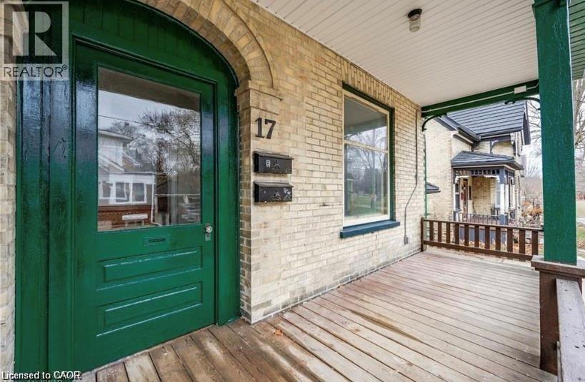 17 Hilda Place Unit# Upper 