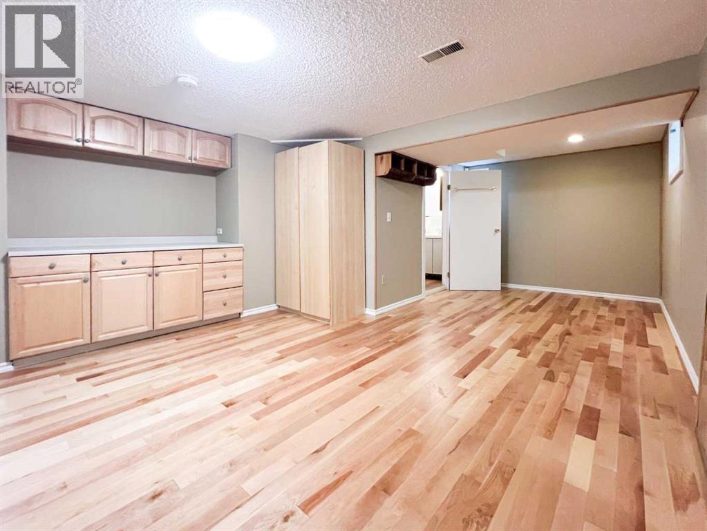 85 Malibou Road Sw, Calgary, Alberta  T2V 1X4 - Photo 32 - A2245468