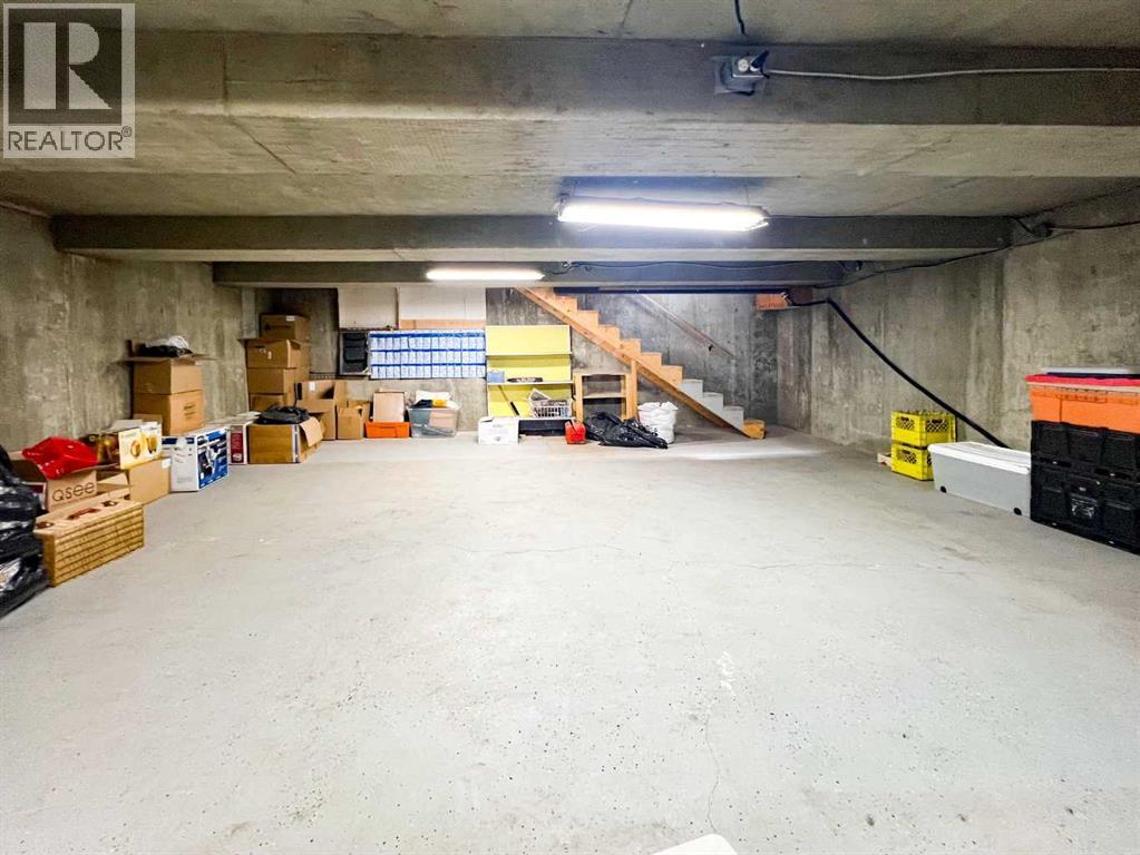 85 Malibou Road Sw, Calgary, Alberta  T2V 1X4 - Photo 46 - A2245468