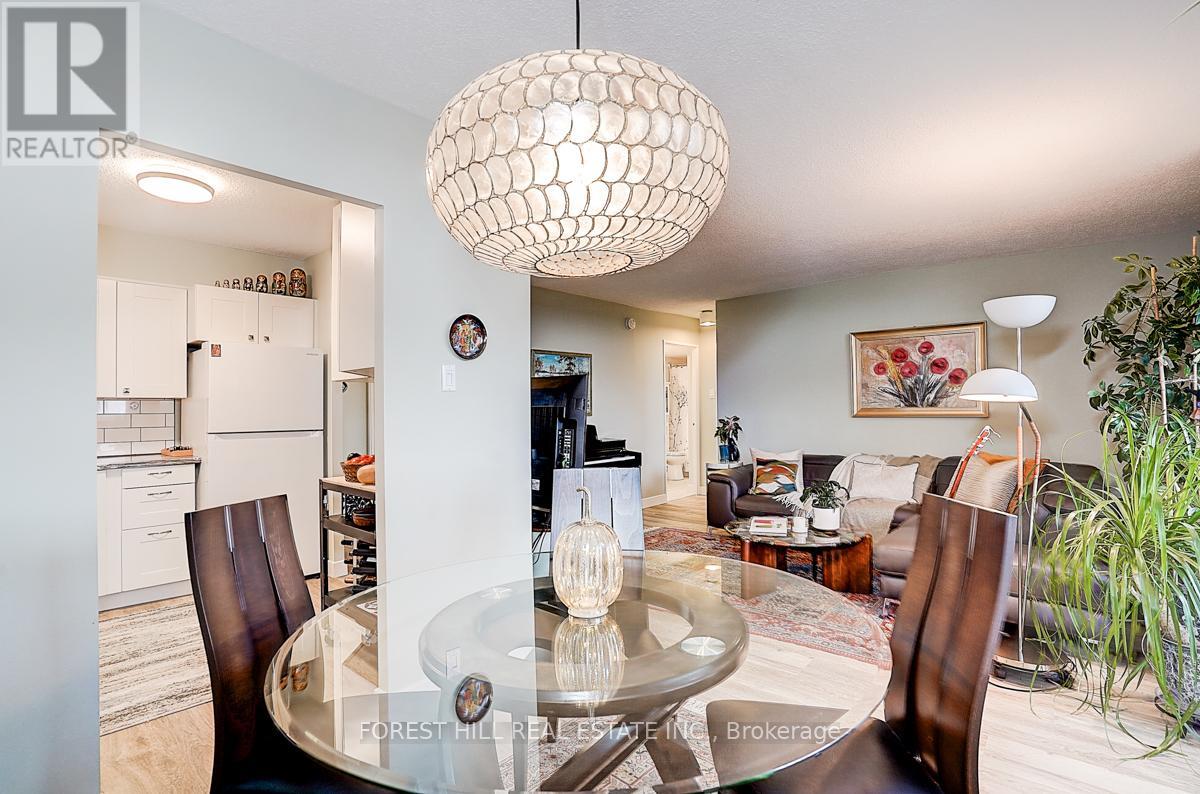 706 - 40 William Roe Boulevard, Newmarket (Central Newmarket), Ontario  L3Y 5N4 - Photo 14 - N12476025