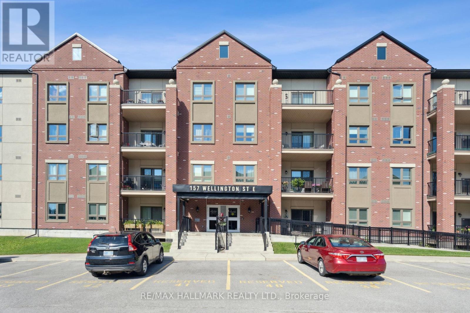 304 - 157 Wellington Street E, New Tecumseth (Alliston), Ontario  L9R 0R7 - Photo 2 - N12476035