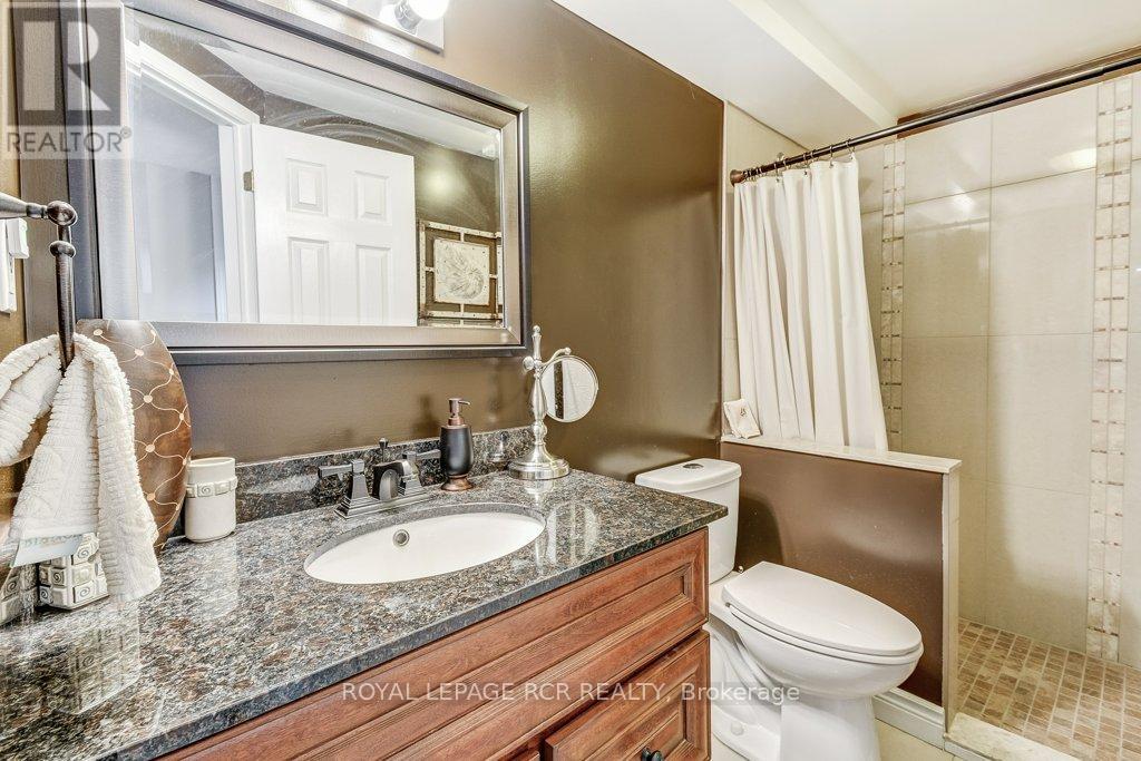 199 King Street, East Gwillimbury, Ontario  L0G 1M0 - Photo 20 - N12476053