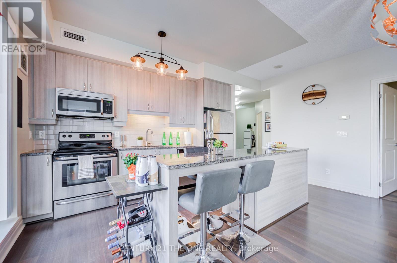 304f - 8130 Birchmount Road, Markham (Unionville), Ontario  L6G 0E4 - Photo 17 - N12476059
