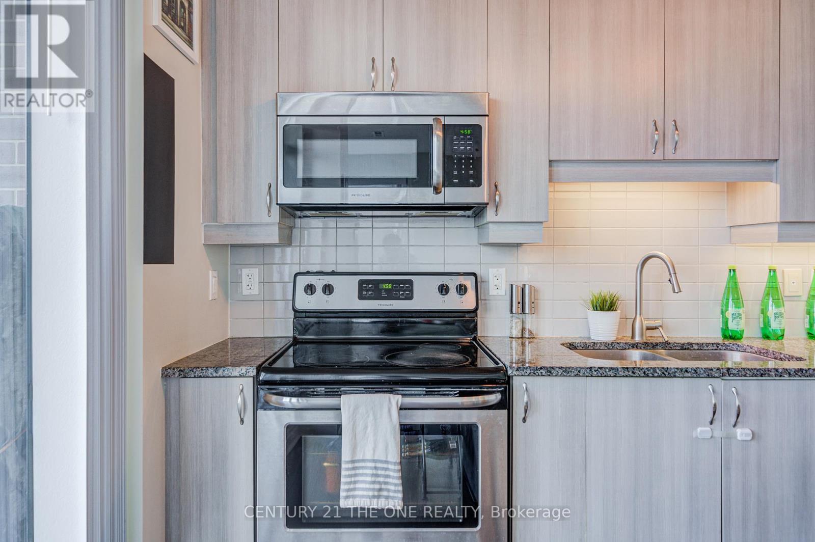 304f - 8130 Birchmount Road, Markham (Unionville), Ontario  L6G 0E4 - Photo 18 - N12476059