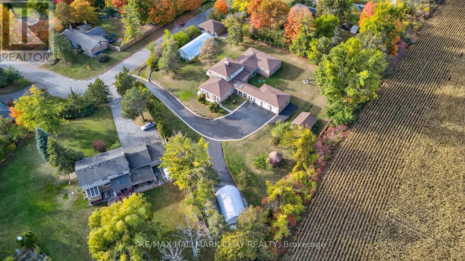 39 Highfield Crescent, Georgina (Historic Lakeshore Communities), Ontario  L4P 3C8 - Photo 44 - N12476097