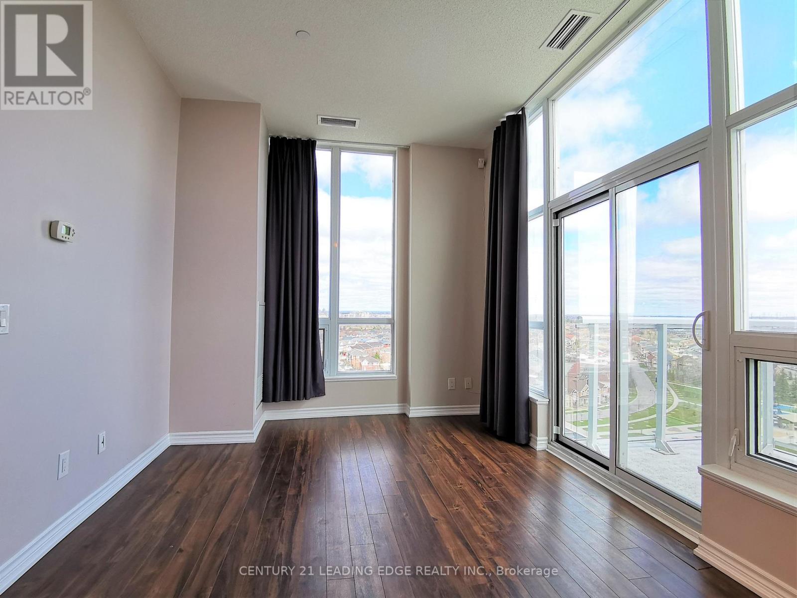 Ph06 - 8323 Kennedy Road, Markham, Ontario  L3R 5W7 - Photo 4 - N12476131