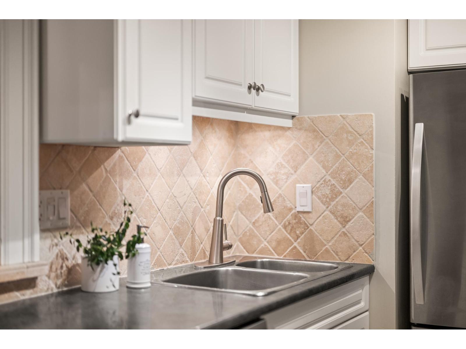 105 1354 Winter Street, White Rock, British Columbia  V4B 3Y1 - Photo 11 - R3060590