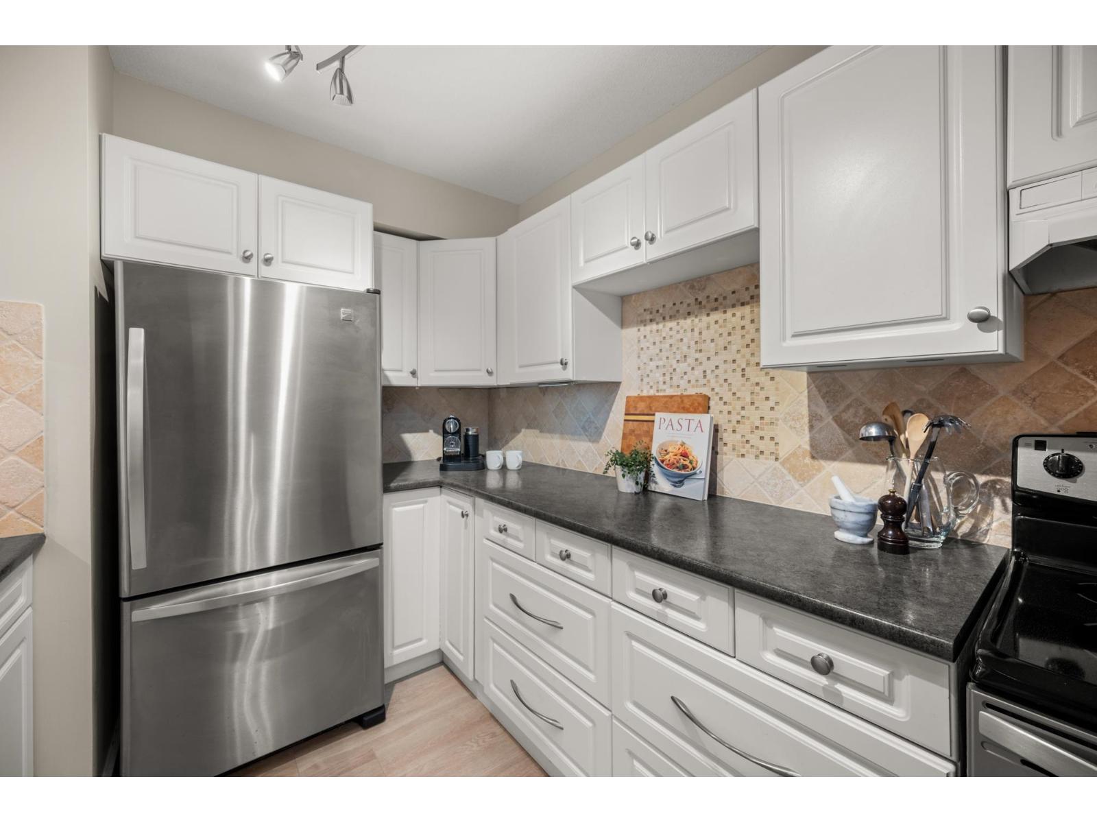 105 1354 Winter Street, White Rock, British Columbia  V4B 3Y1 - Photo 10 - R3060590