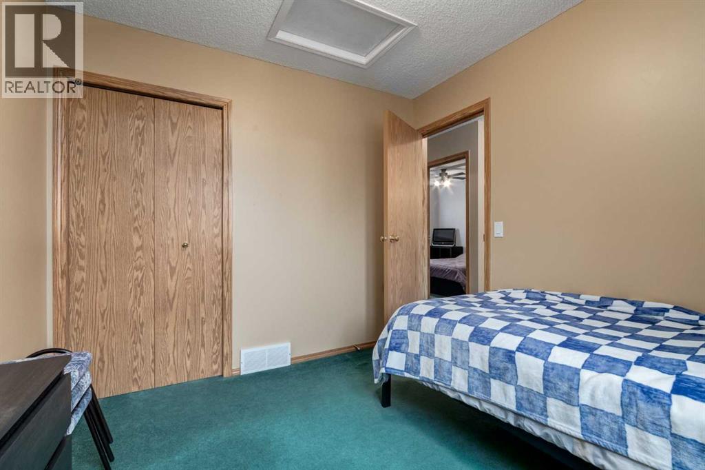 168 Mt Apex Green Se, Calgary, Alberta  T2Z 2V5 - Photo 26 - A2265112
