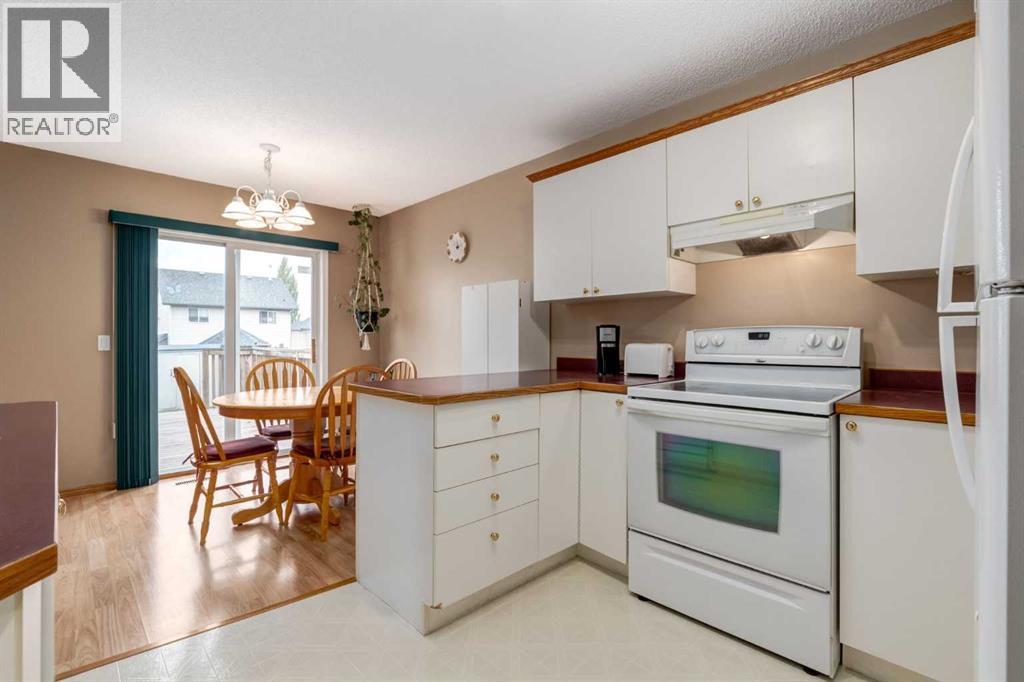 168 Mt Apex Green Se, Calgary, Alberta  T2Z 2V5 - Photo 5 - A2265112