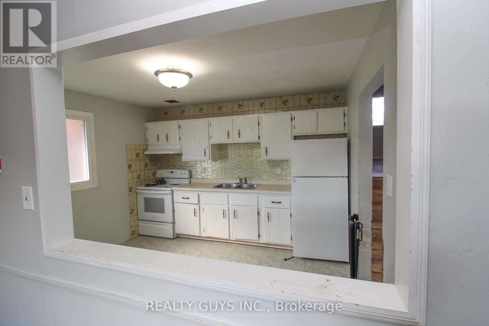 290 Mcfarlane Street, Peterborough, Ontario  K9H 1K4 - Photo 16 - X12476246