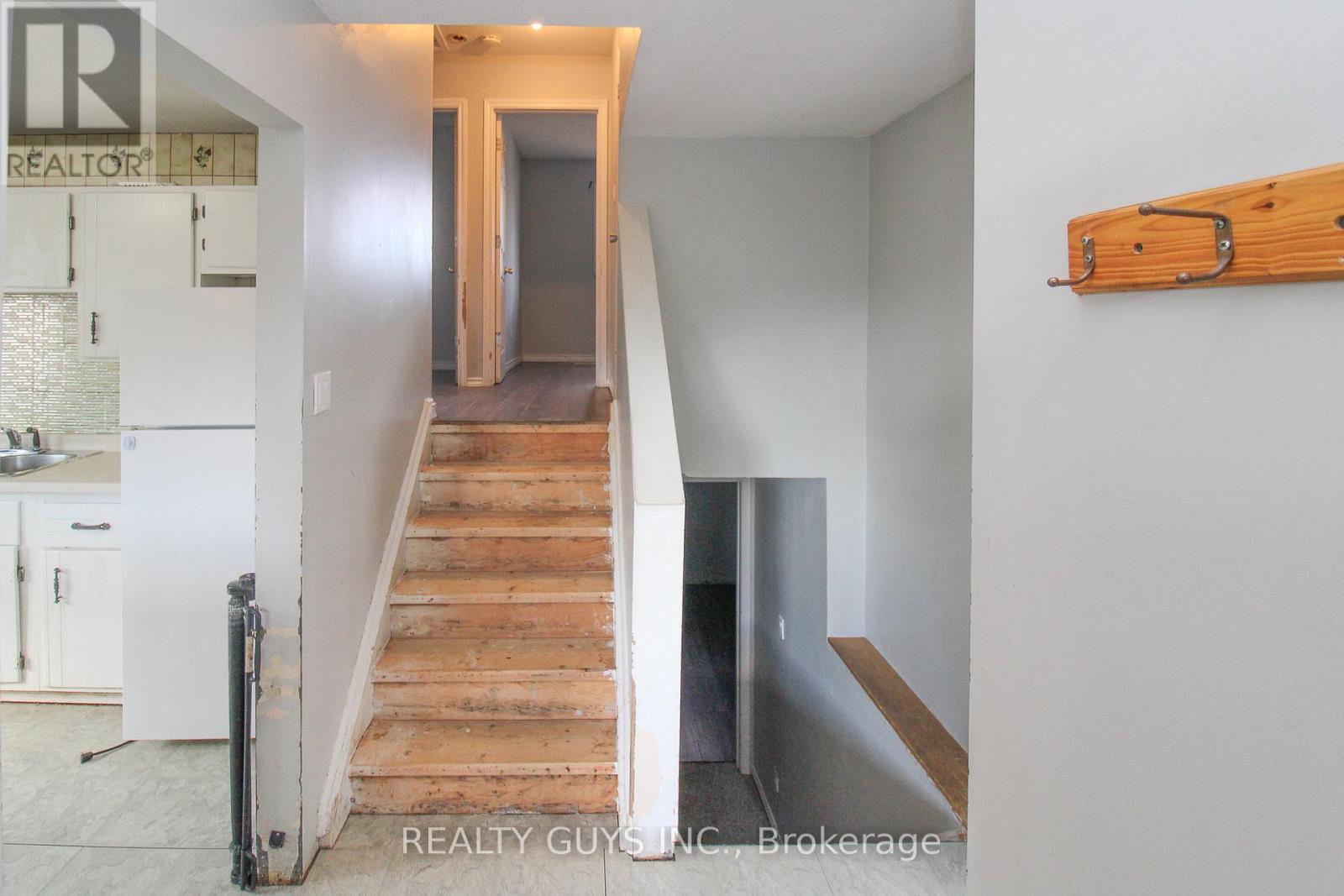 290 Mcfarlane Street, Peterborough, Ontario  K9H 1K4 - Photo 17 - X12476246