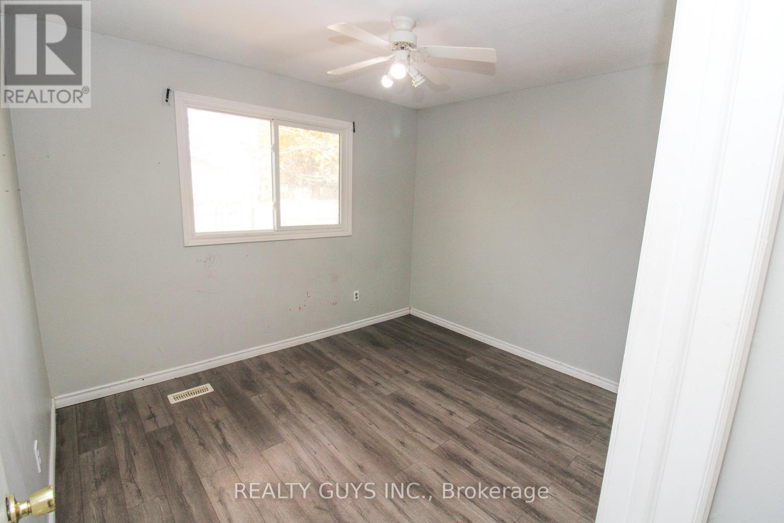 290 Mcfarlane Street, Peterborough, Ontario  K9H 1K4 - Photo 20 - X12476246