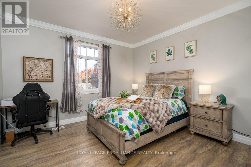 50 Stonegate Crescent, Quinte West, Ontario  K0K 2C0 - Photo 19 - X12476281