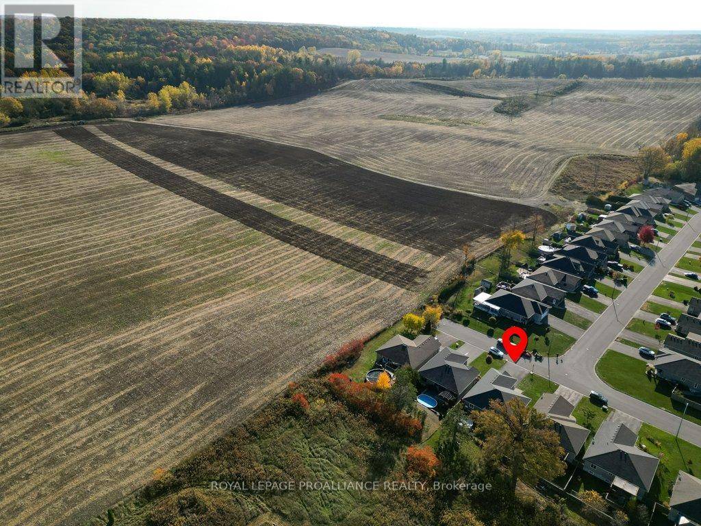 50 Stonegate Crescent, Quinte West, Ontario  K0K 2C0 - Photo 42 - X12476281