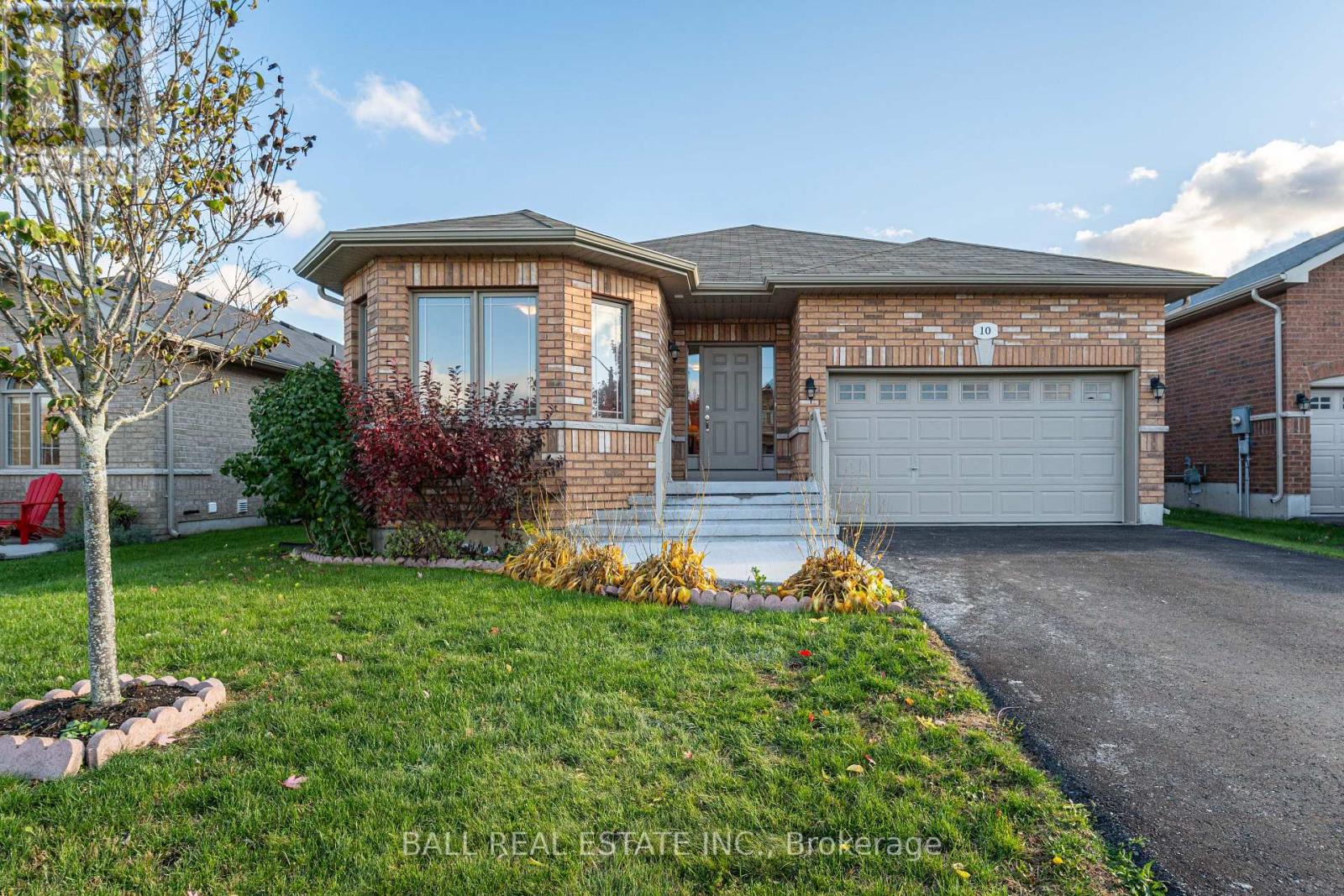10 Manchester Court, Trent Hills, Ontario  K0L 1Y0 - Photo 1 - X12476323