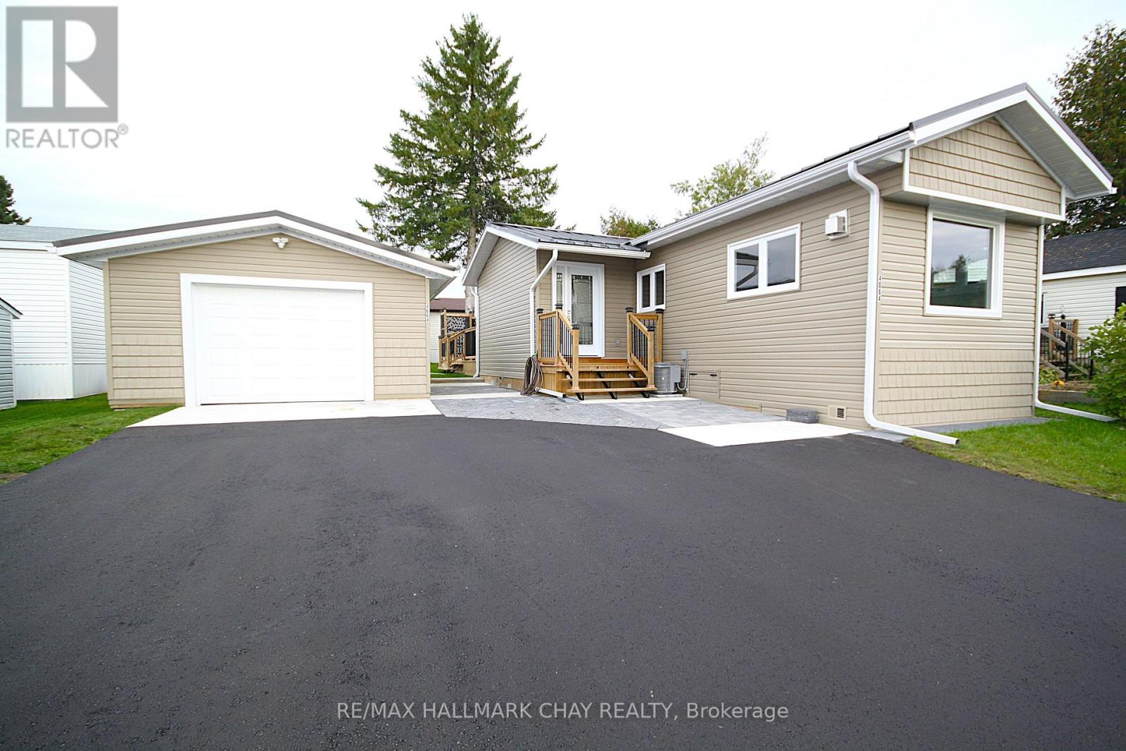 4064 ASH CRESCENT, severn, Ontario