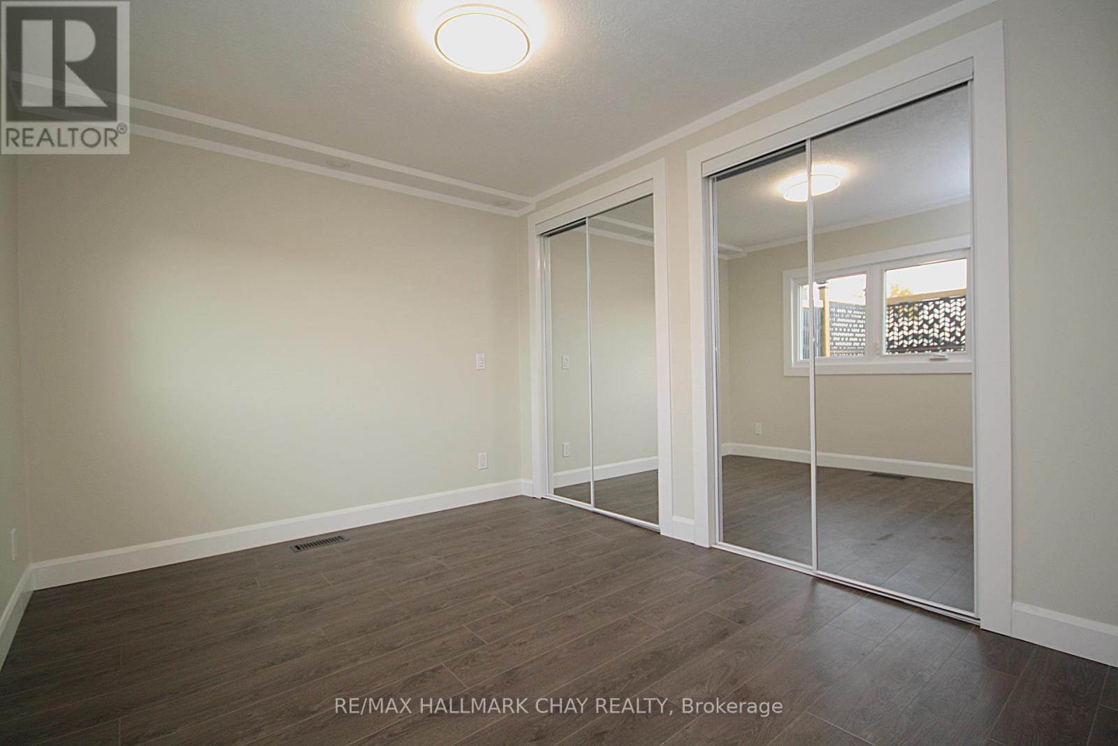 4064 Ash Crescent, Severn, Ontario  L3V 6H4 - Photo 17 - S12476012