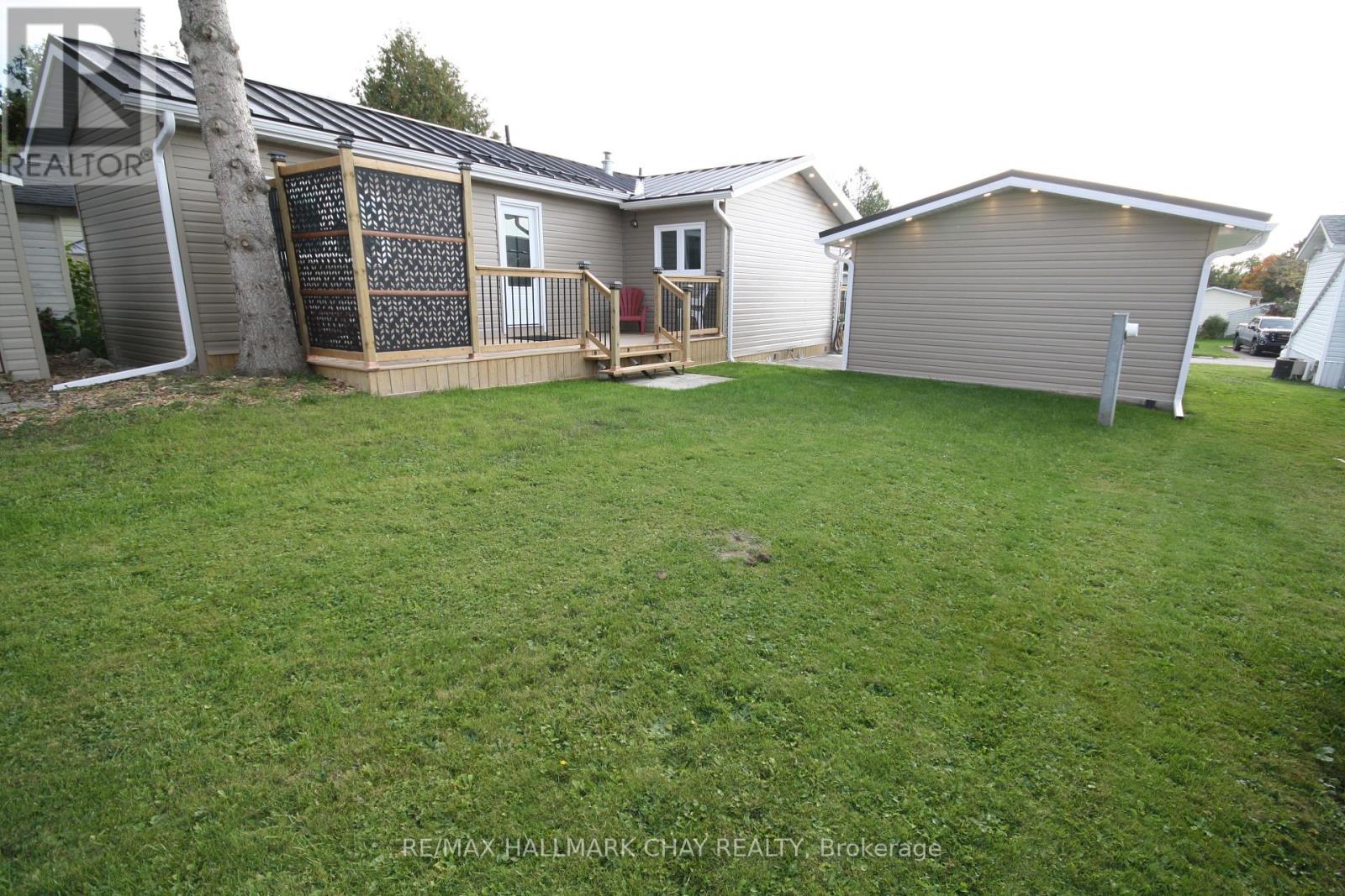 4064 Ash Crescent, Severn, Ontario  L3V 6H4 - Photo 31 - S12476012