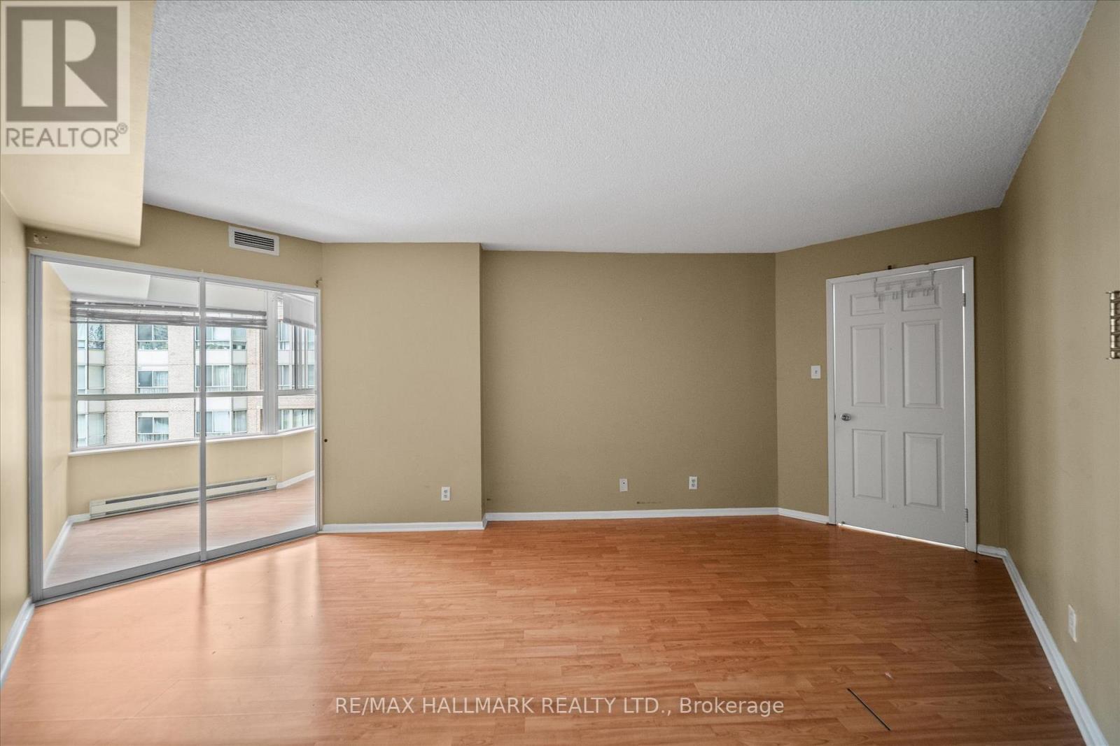 703 - 717 Bay Street, Toronto (Bay Street Corridor), Ontario  M5G 2J9 - Photo 19 - C12476160
