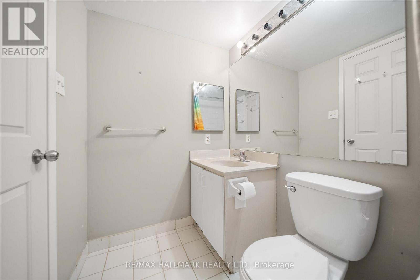 703 - 717 Bay Street, Toronto (Bay Street Corridor), Ontario  M5G 2J9 - Photo 23 - C12476160