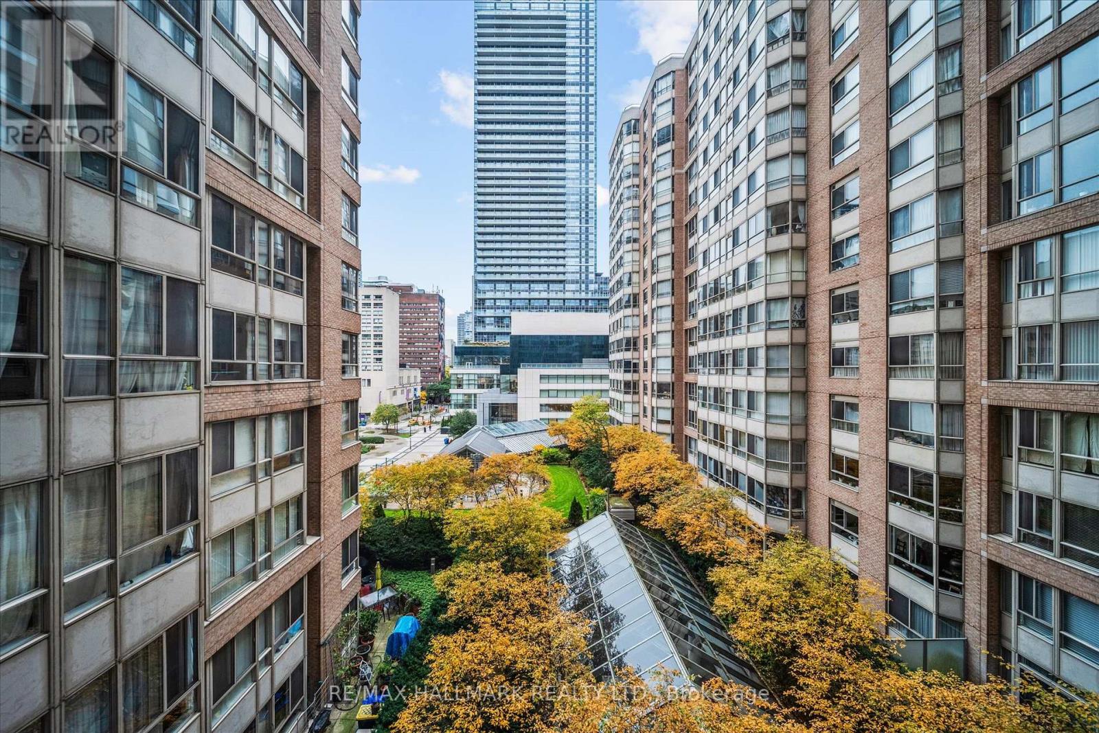 703 - 717 Bay Street, Toronto (Bay Street Corridor), Ontario  M5G 2J9 - Photo 28 - C12476160