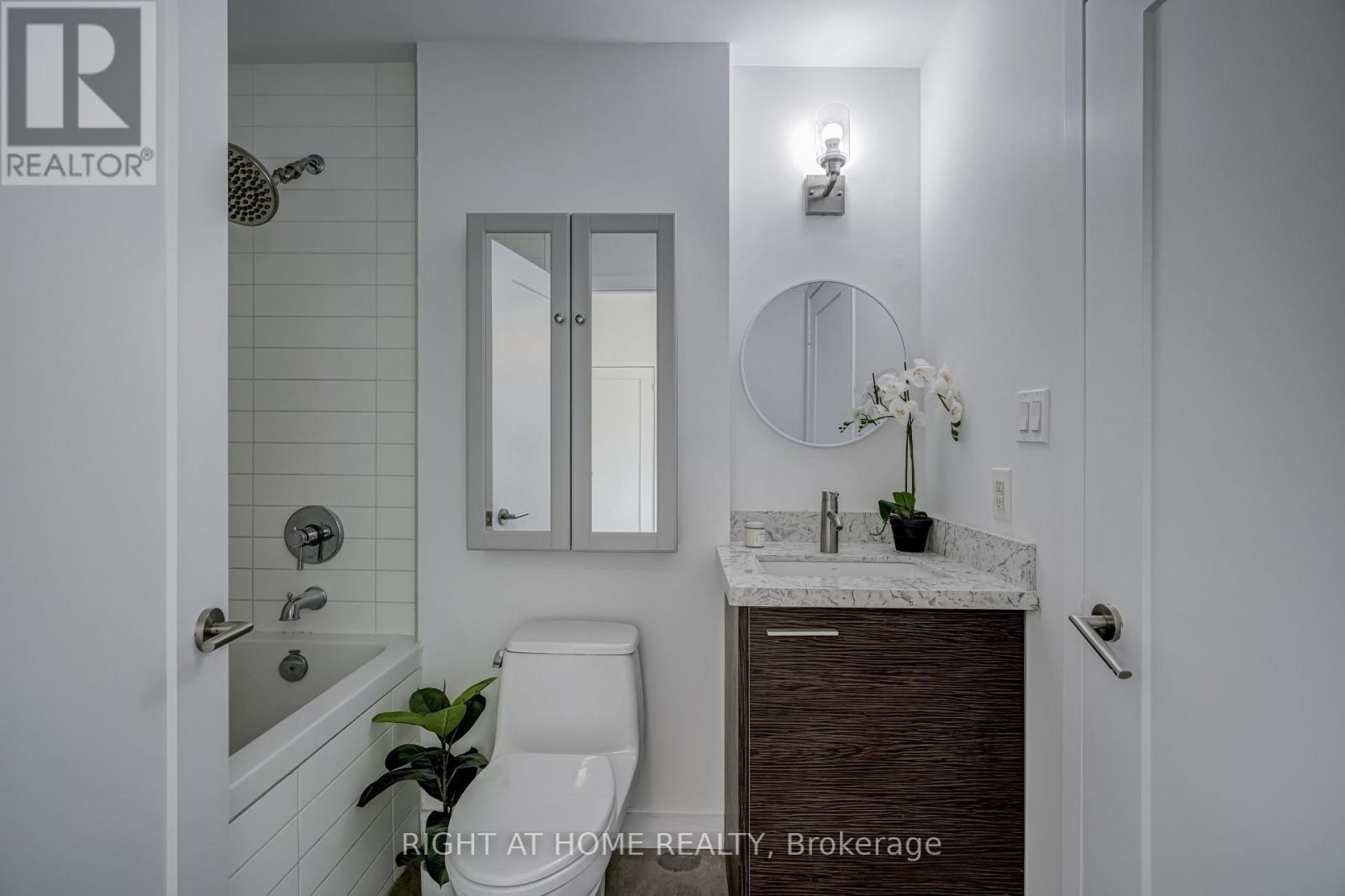 409 - 569 King Street E, Toronto (Moss Park), Ontario  M5A 1M5 - Photo 11 - C12476165