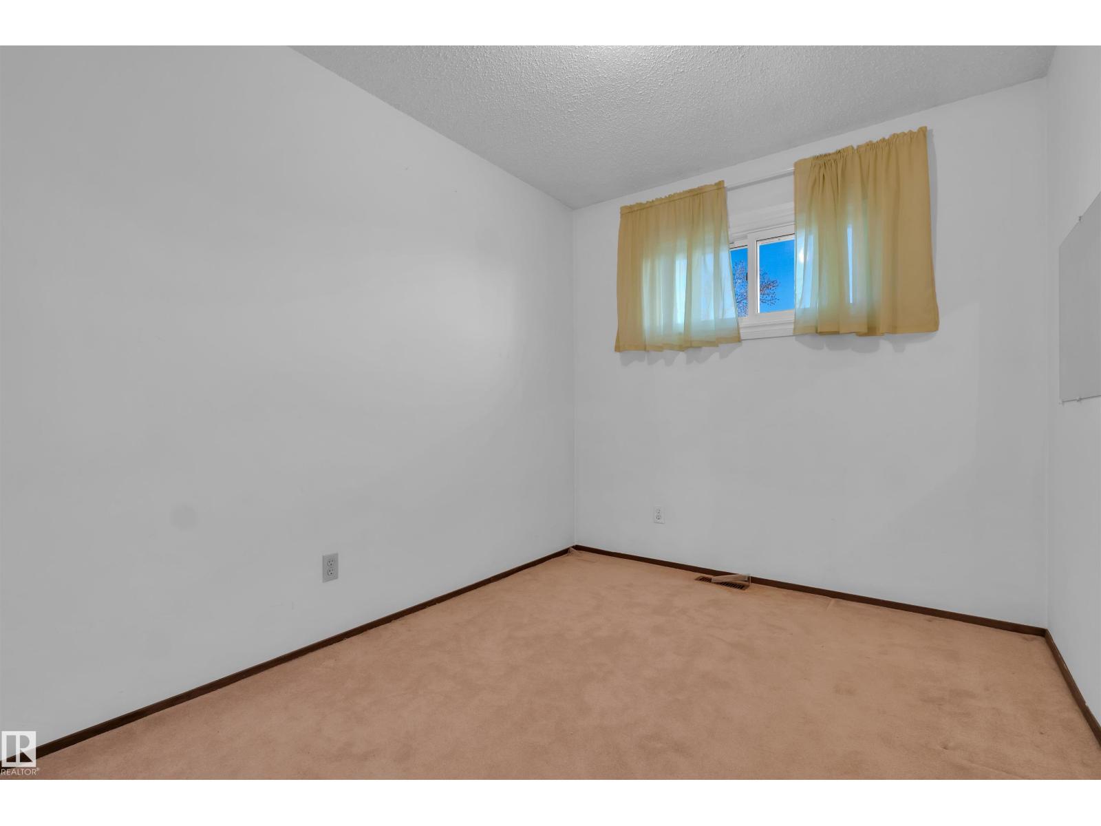 5118 17a Av Nw, Edmonton, Alberta  T6L 1A6 - Photo 21 - E4463054