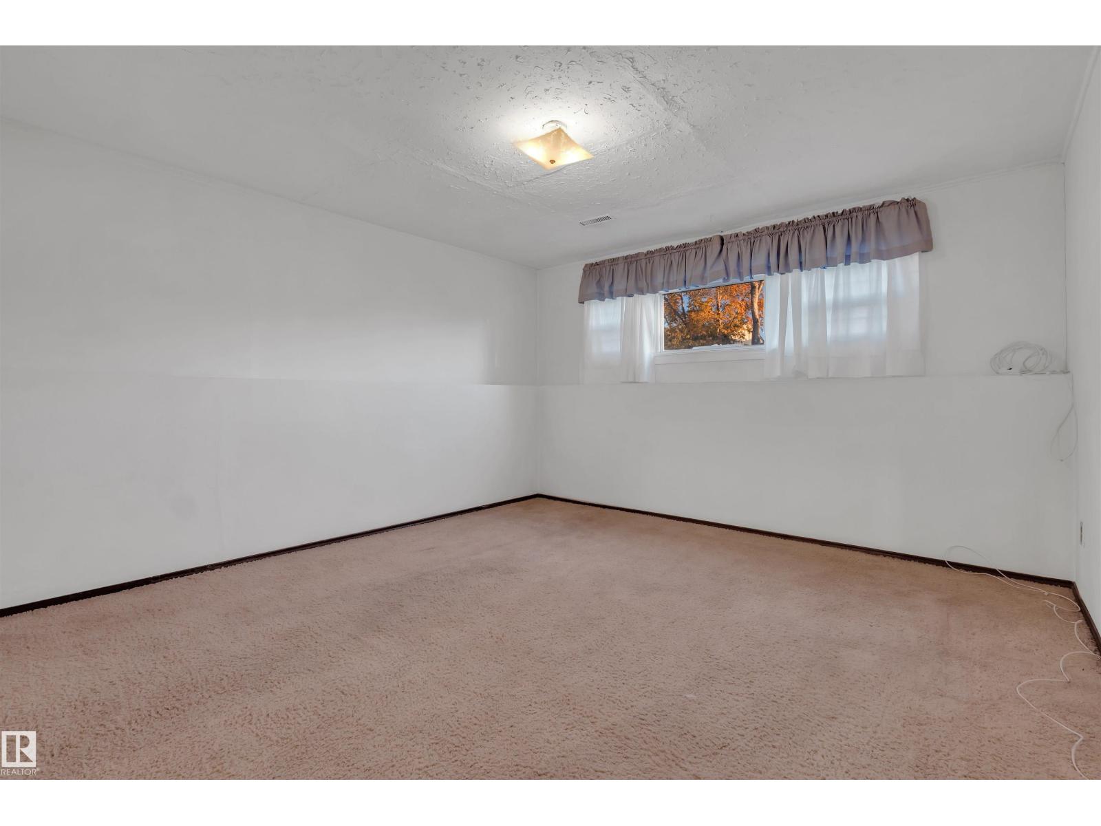 5118 17a Av Nw, Edmonton, Alberta  T6L 1A6 - Photo 27 - E4463054