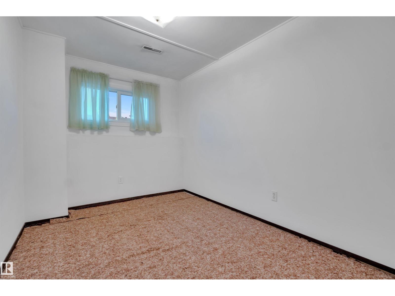 5118 17a Av Nw, Edmonton, Alberta  T6L 1A6 - Photo 31 - E4463054