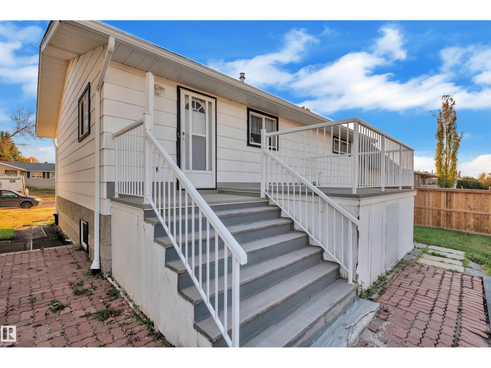 5118 17a Av Nw, Edmonton, Alberta  T6L 1A6 - Photo 37 - E4463054