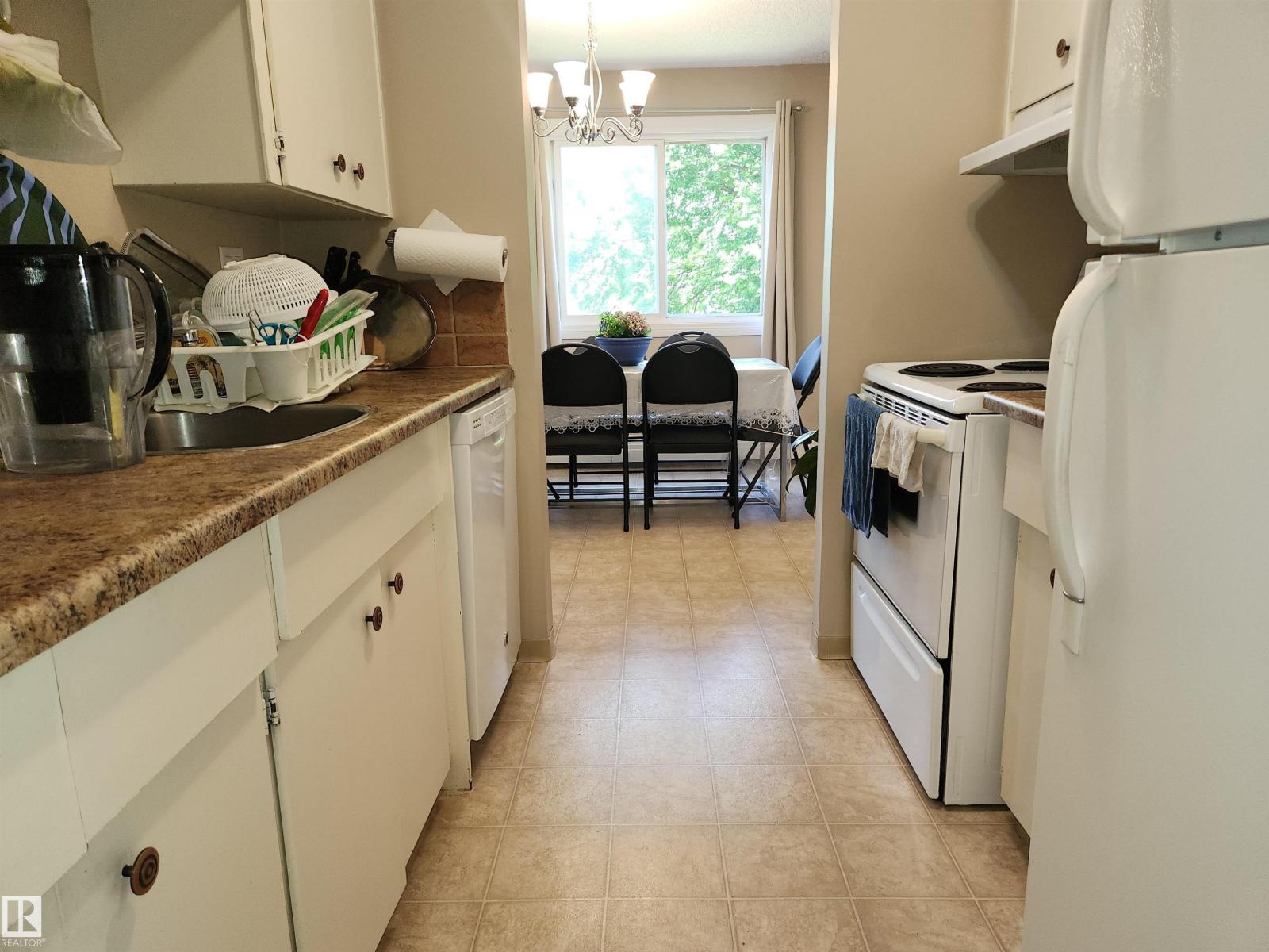 #224 5125 Riverbend Rd Nw, Edmonton, Alberta  T6H 5K5 - Photo 4 - E4463055
