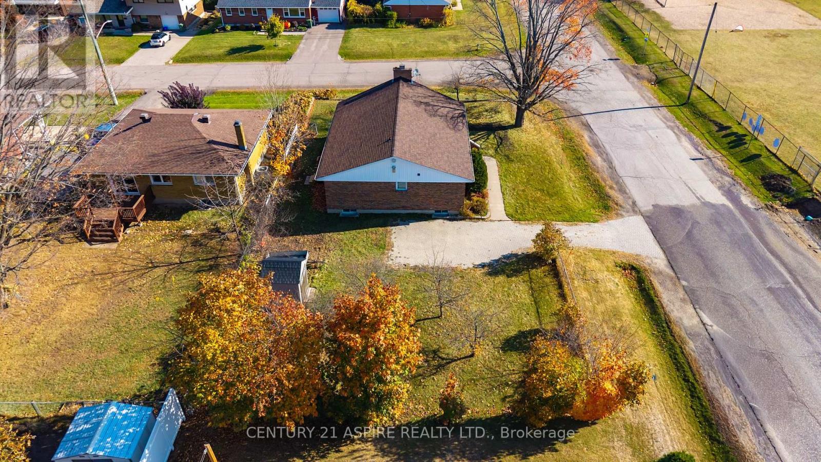553 Champlain Street, Pembroke, Ontario  K8A 2W6 - Photo 46 - X12476275