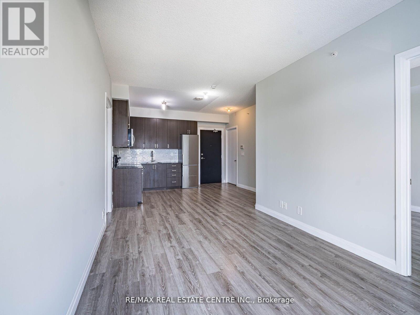 306 - 22 East Haven Drive, Toronto (Birchcliffe-Cliffside), Ontario  M1N 0B4 - Photo 6 - E12476178