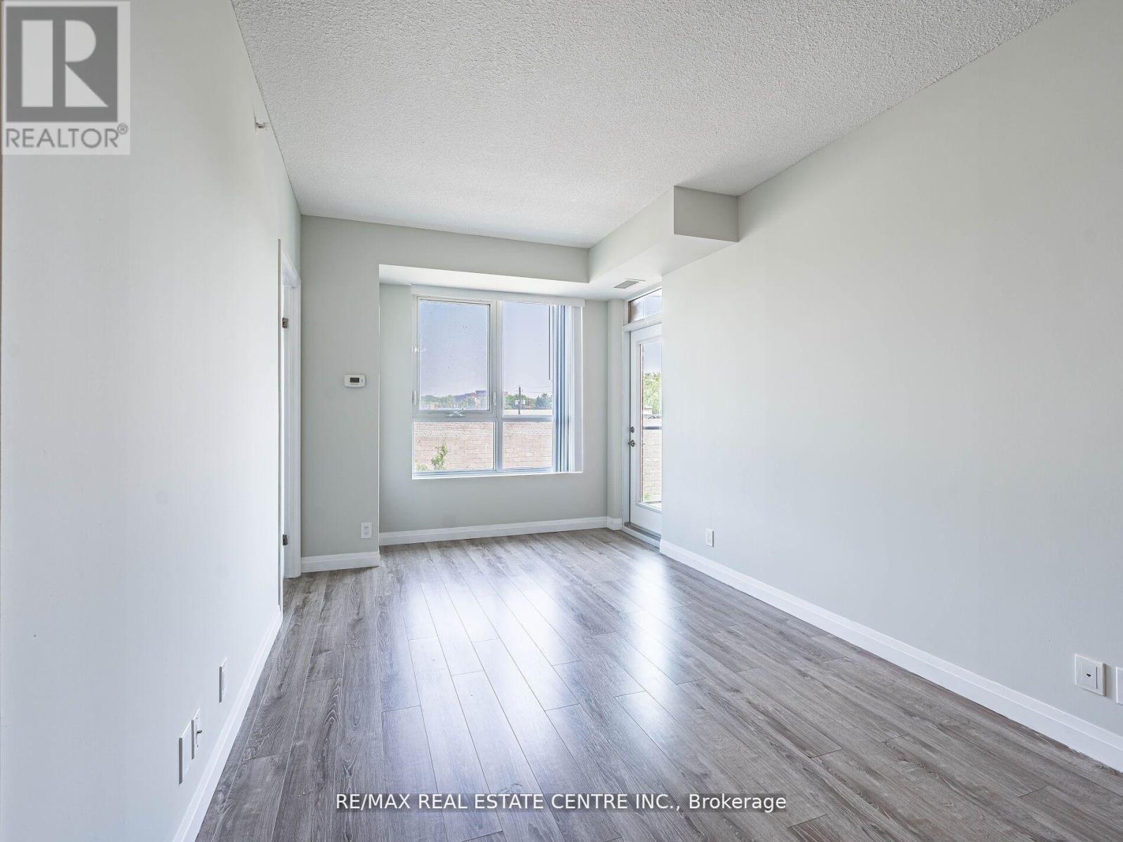 306 - 22 East Haven Drive, Toronto (Birchcliffe-Cliffside), Ontario  M1N 0B4 - Photo 7 - E12476178
