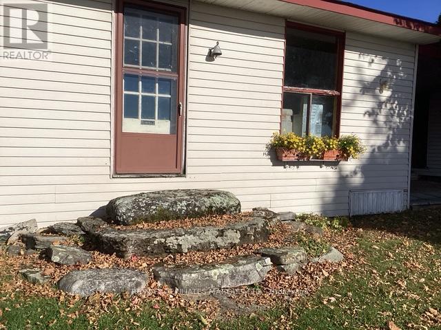 38 Hamilton Island Road, South Glengarry, Ontario  K0C 2E0 - Photo 2 - X12476256