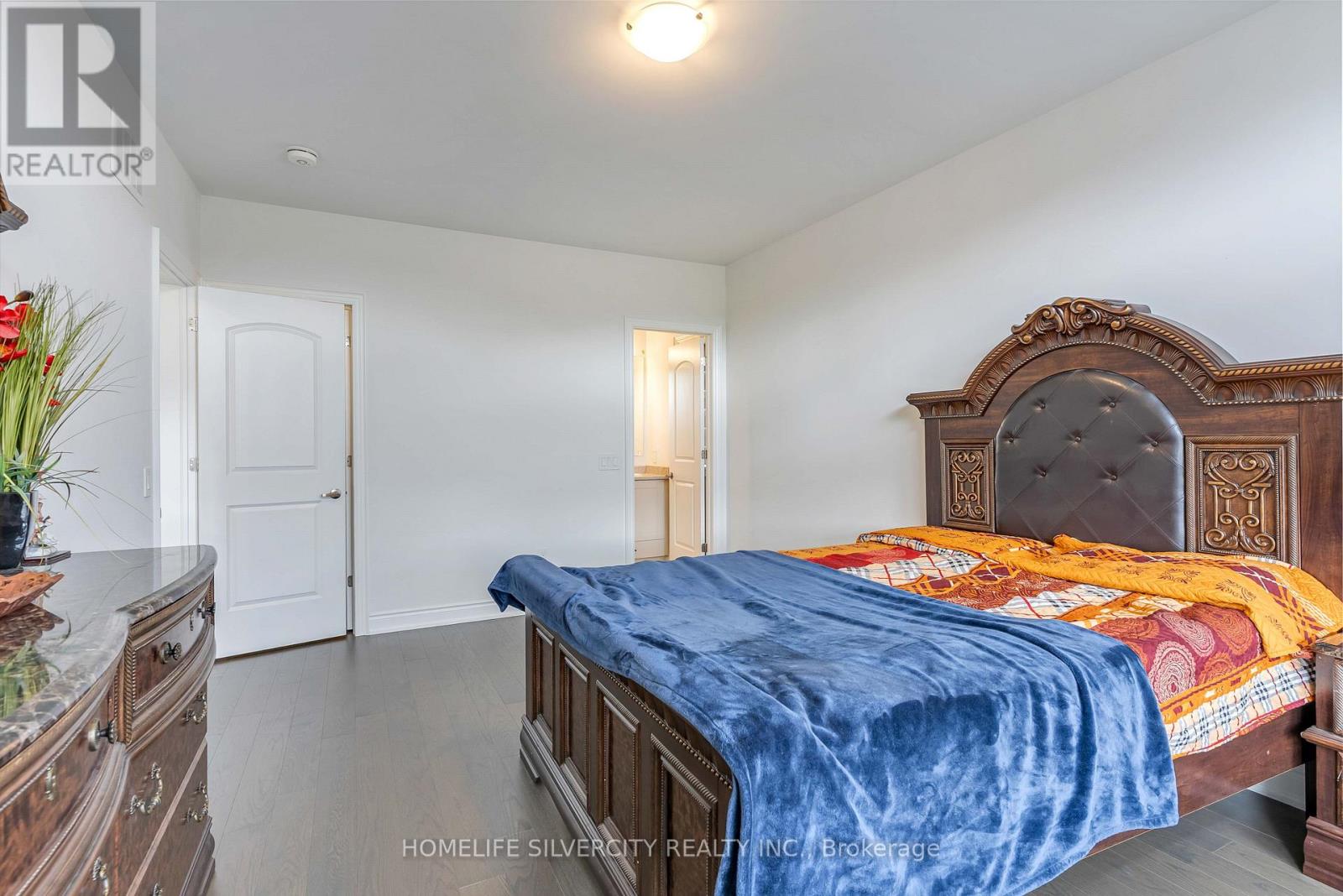 71 Raspberry Rdg Avenue, Caledon (Caledon East), Ontario  L7C 4N3 - Photo 33 - W12475996