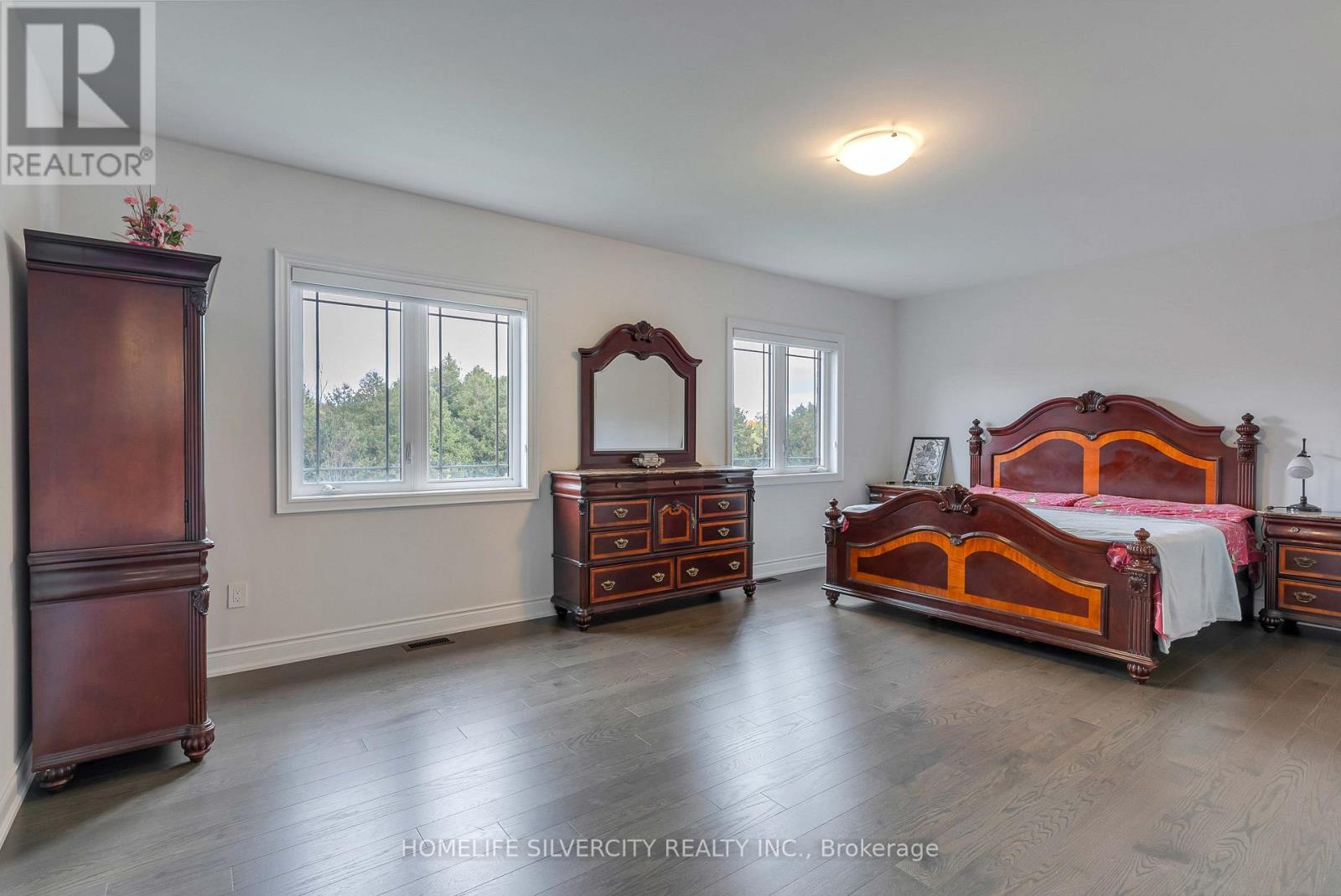71 Raspberry Rdg Avenue, Caledon (Caledon East), Ontario  L7C 4N3 - Photo 37 - W12475996