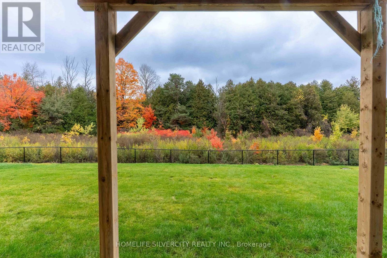 71 Raspberry Rdg Avenue, Caledon (Caledon East), Ontario  L7C 4N3 - Photo 50 - W12475996