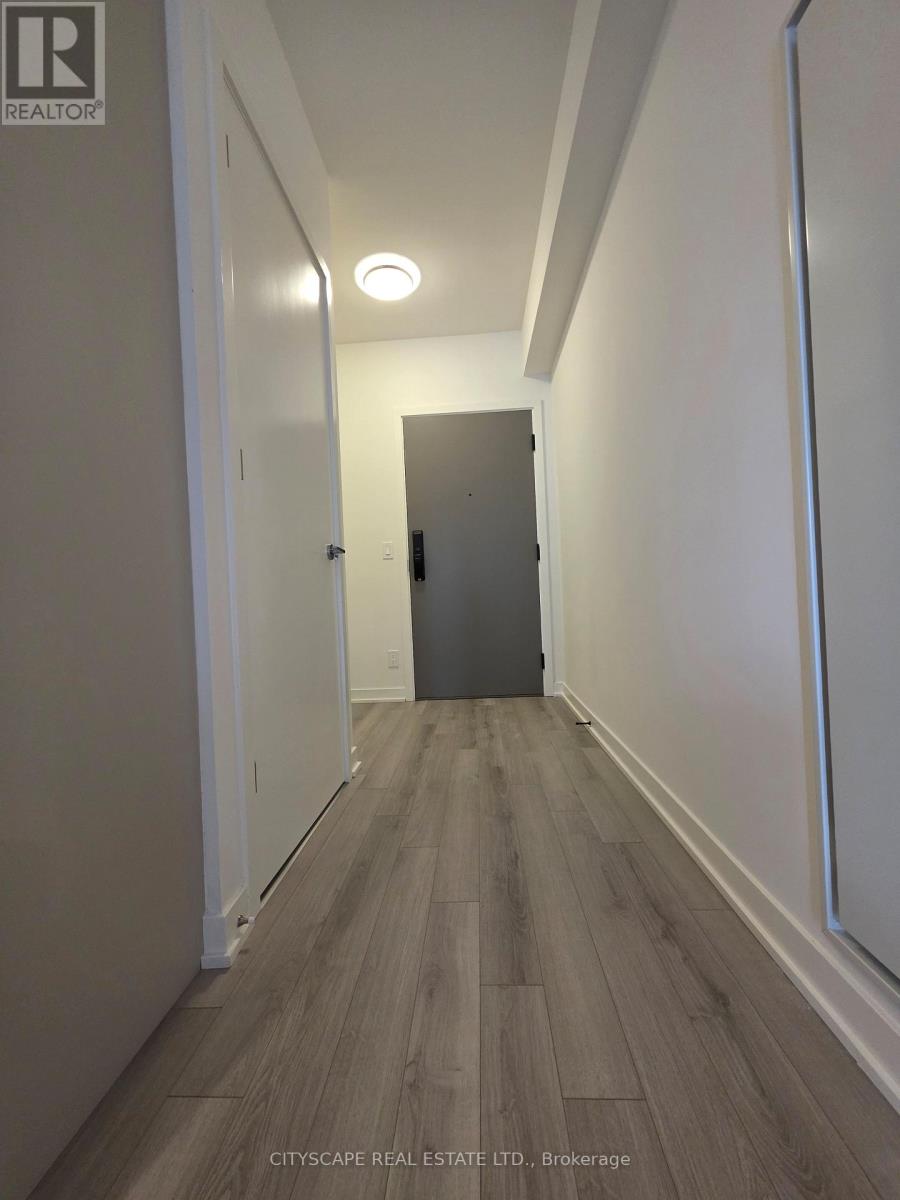 1201 - 3079 Trafalgar Road, Oakville, Ontario  L6H 8C5 - Photo 8 - W12476010