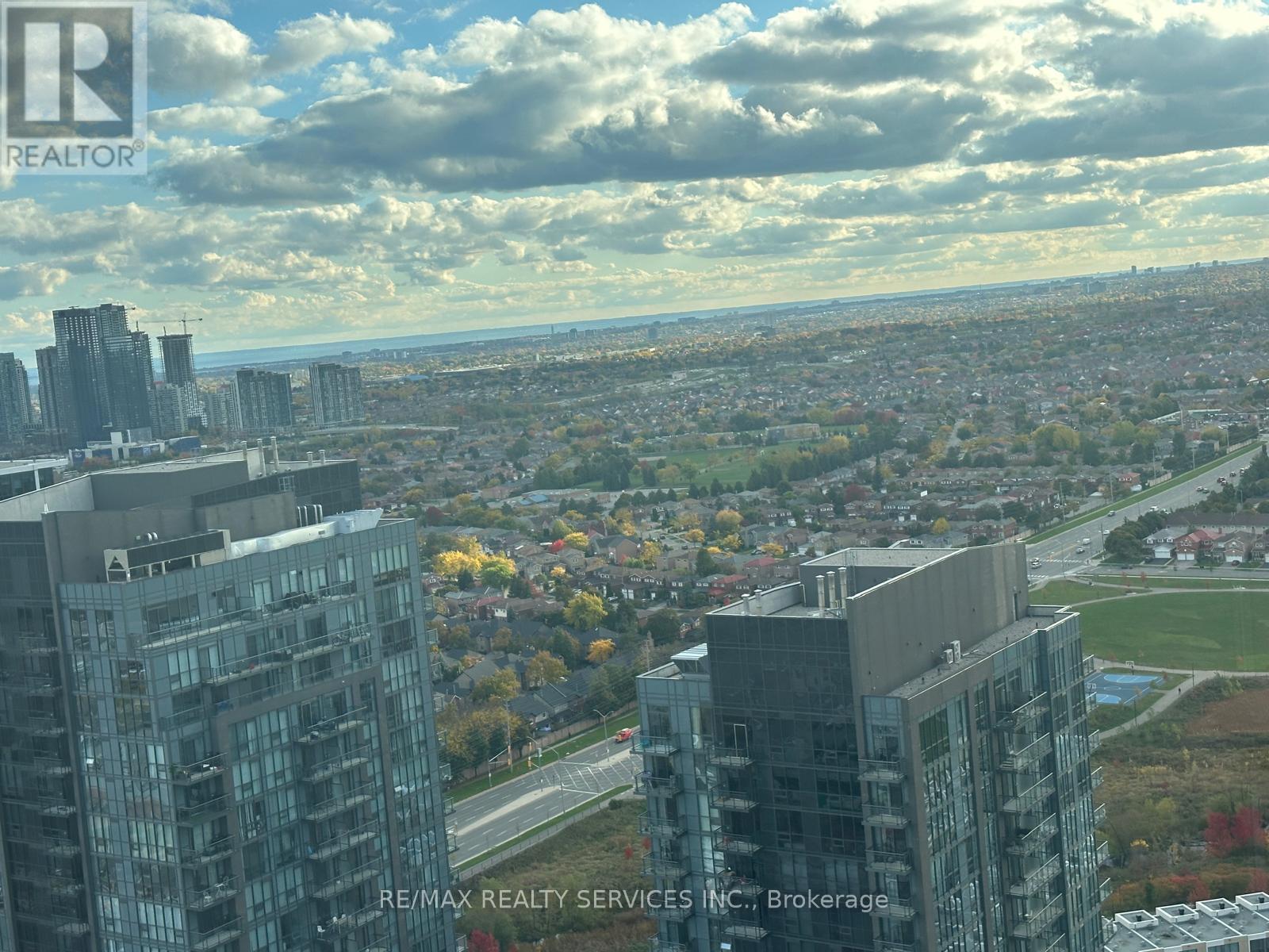 3105 - 15 Watergarden Drive, Mississauga, Ontario  L5R 0G8 - Photo 10 - W12476015