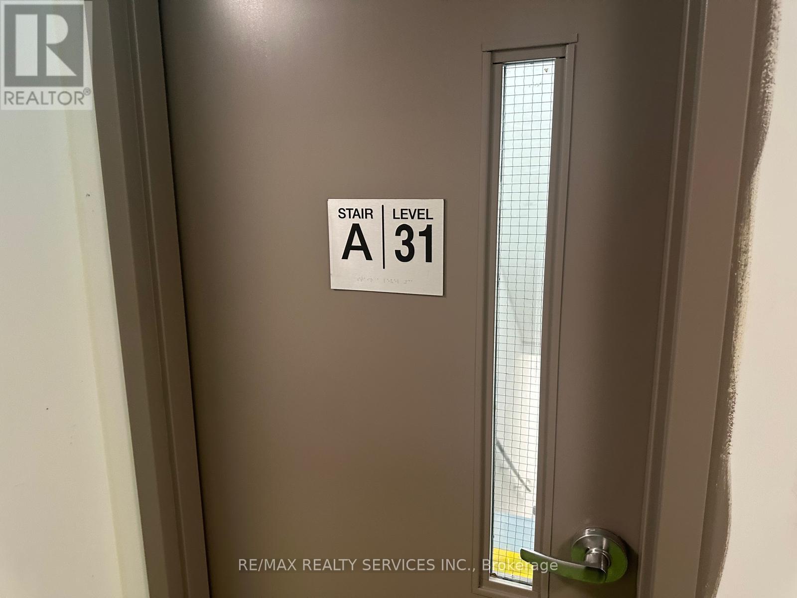 3105 - 15 Watergarden Drive, Mississauga, Ontario  L5R 0G8 - Photo 2 - W12476015