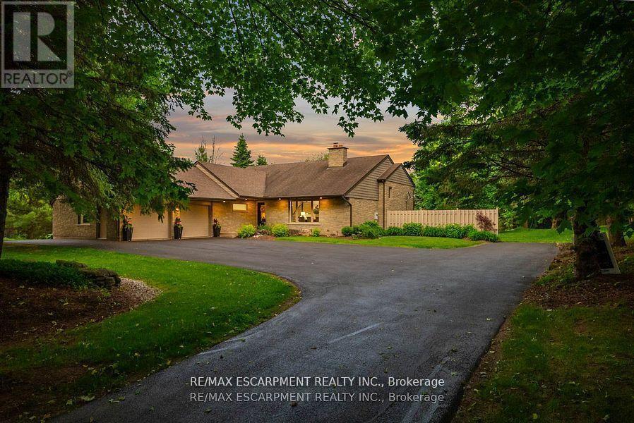 2038 15th Side Road, Milton (Moffat), Ontario  L0P 1J0 - Photo 48 - W12476024