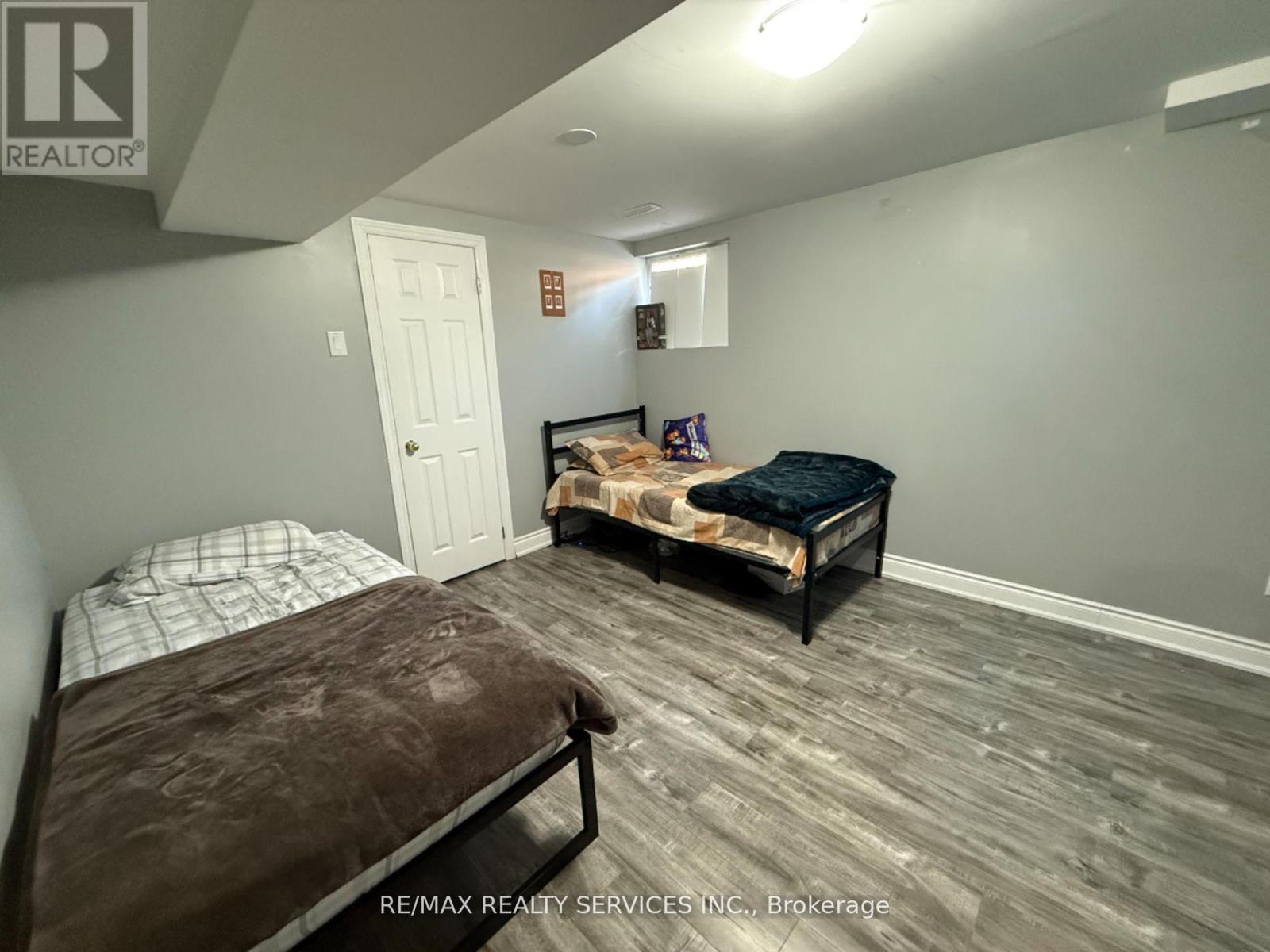 73 Blackthorn Lane, Brampton (Brampton North), Ontario  L6V 3K9 - Photo 35 - W12476033
