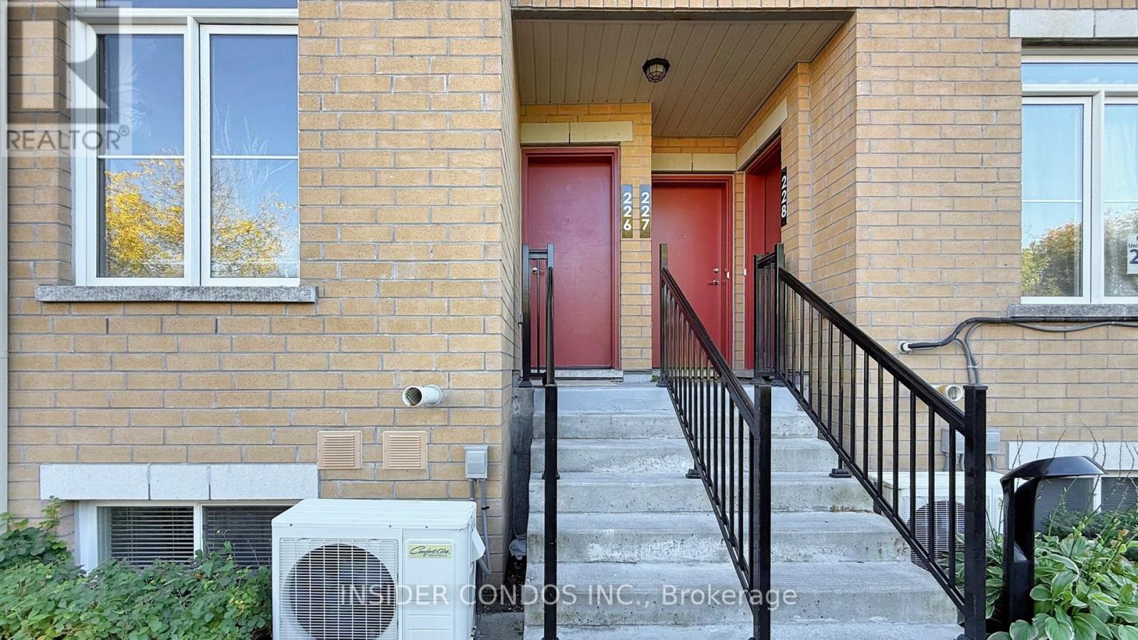 226 - 380 Hopewell Avenue, Toronto (Briar Hill-Belgravia), Ontario  M6E 2S2 - Photo 5 - W12476048