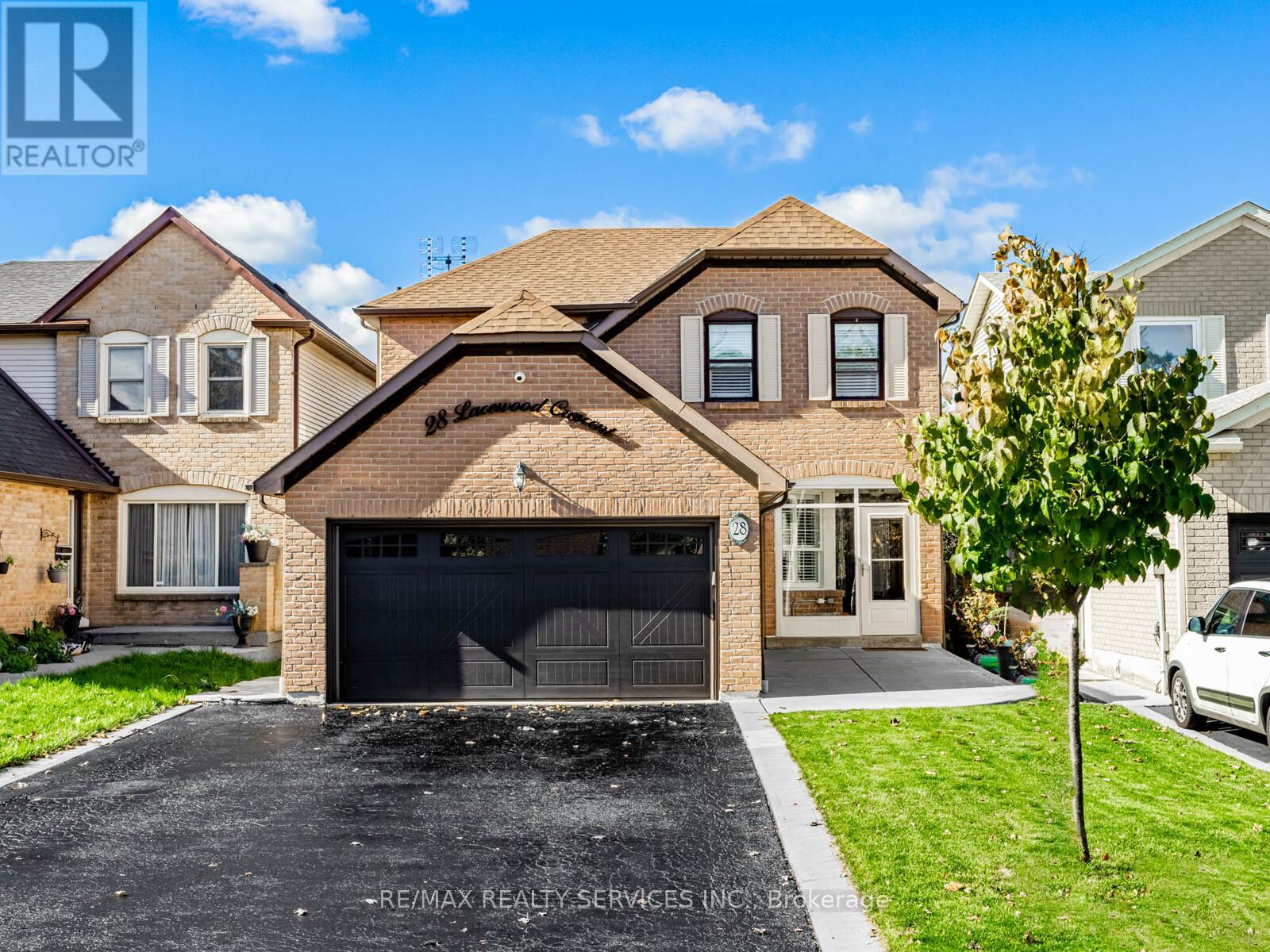 28 Lacewood Crescent, Brampton (Westgate), Ontario  L6S 3K4 - Photo 1 - W12476049